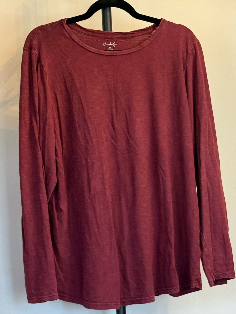 3/$10 Wonderly Long Sleeve Tee in Burgundy